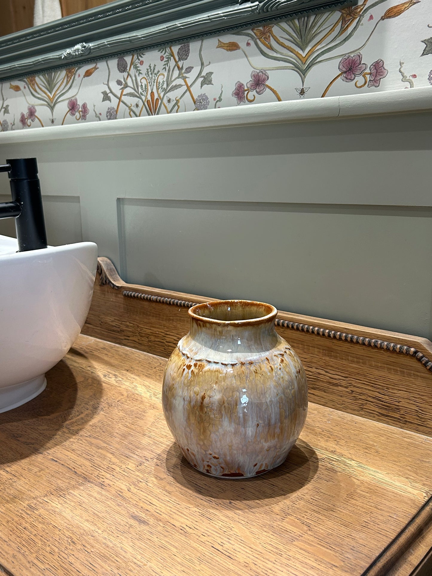 Cotswold Honey Moon Pot