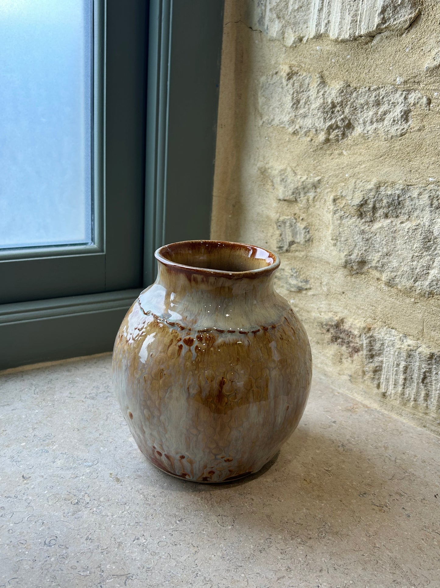 Cotswold Honey Moon Pot